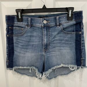 Express Two Tone Stripe Stretch Repreve Raw Hem Shortie High Rise Women’s Size 6